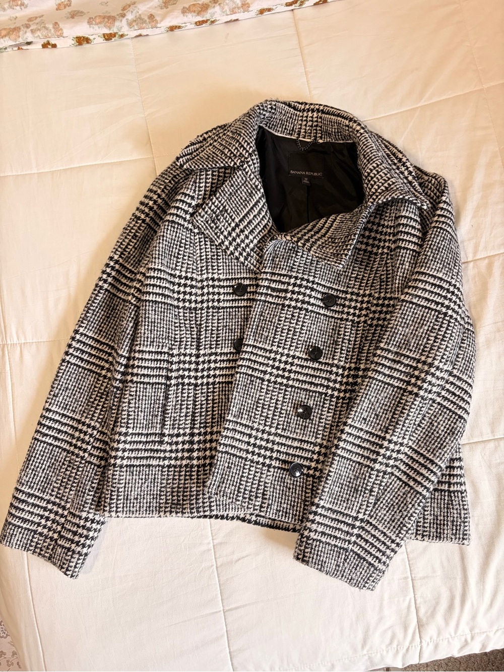 BANANA REPUBLIC WOMEN’S PLAID COAT
